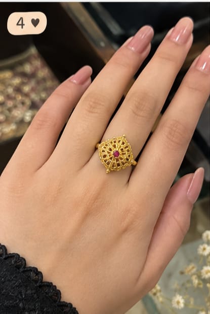 Elegant Gold Rings for Women | Stylish Fashion Jewelry